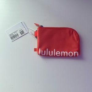 Lululemon card pouch